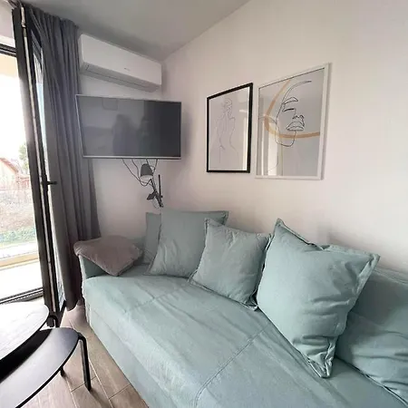 Azur Apartment