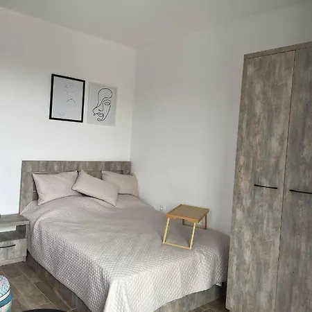 Azur Apartment Apartament